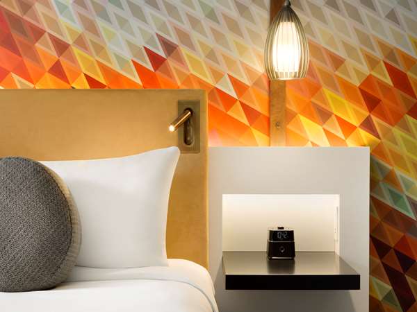  - Fairmont Queen Elizabeth Hotel Montreal