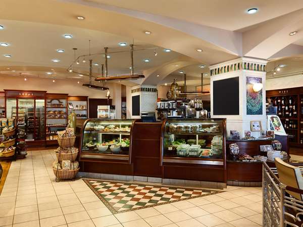 Bar - Fairmont Kea Lani Maui Resort Wailea