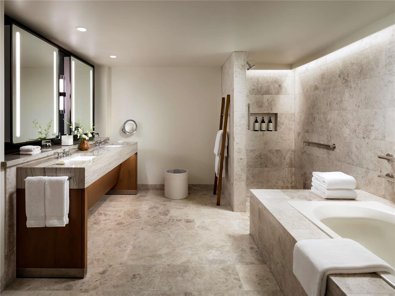 FAIRMONT KEA LANI - Photo 32