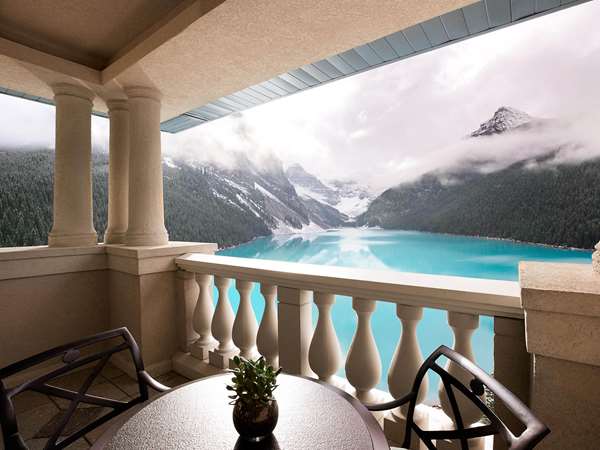 Suite - Fairmont Chateau Hotel Lake Louise