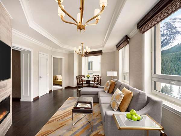  - Fairmont Chateau Hotel Lake Louise