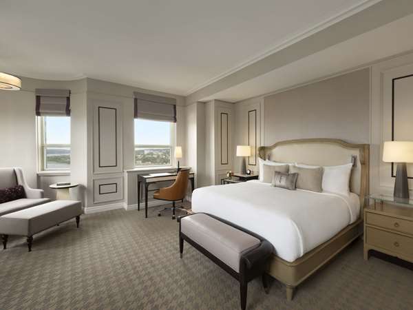  - Fairmont Le Chateau Frontenac Hotel Quebec City