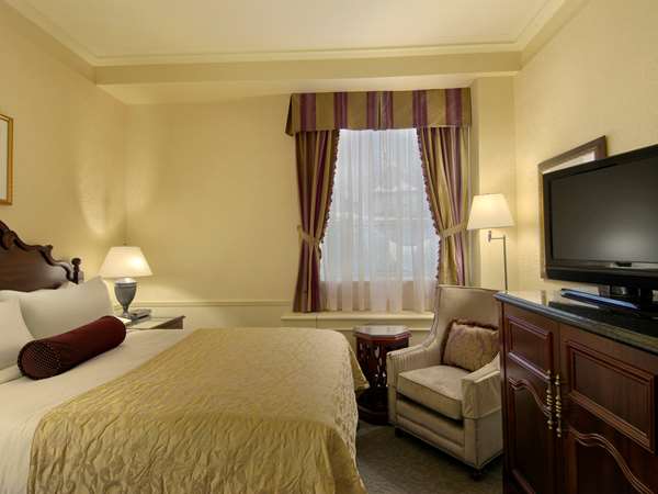 - Fairmont Le Chateau Frontenac Hotel Quebec City
