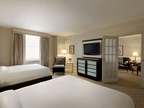  - Fairmont Hotel Vancouver