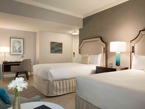  - Fairmont Olympic Hotel Seattle - I-5, Exits 165 & 165B