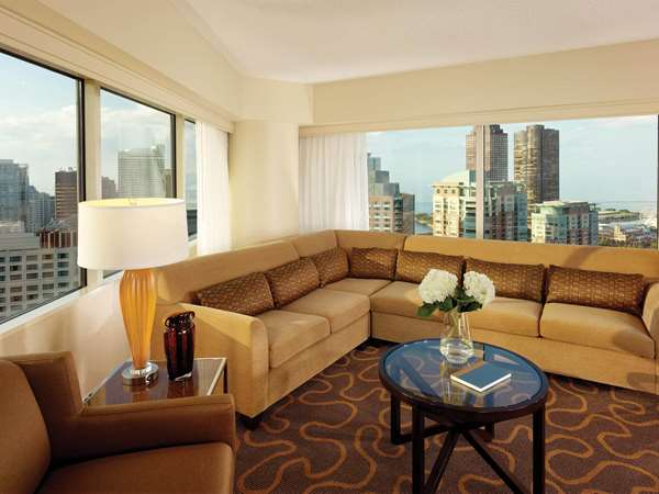 Suite - Swissotel Hotel Chicago