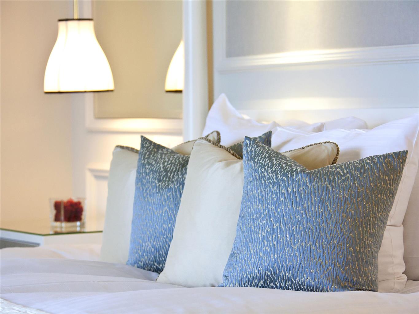 FAIRMONT LE MONTREUX PALACE - Photo 12