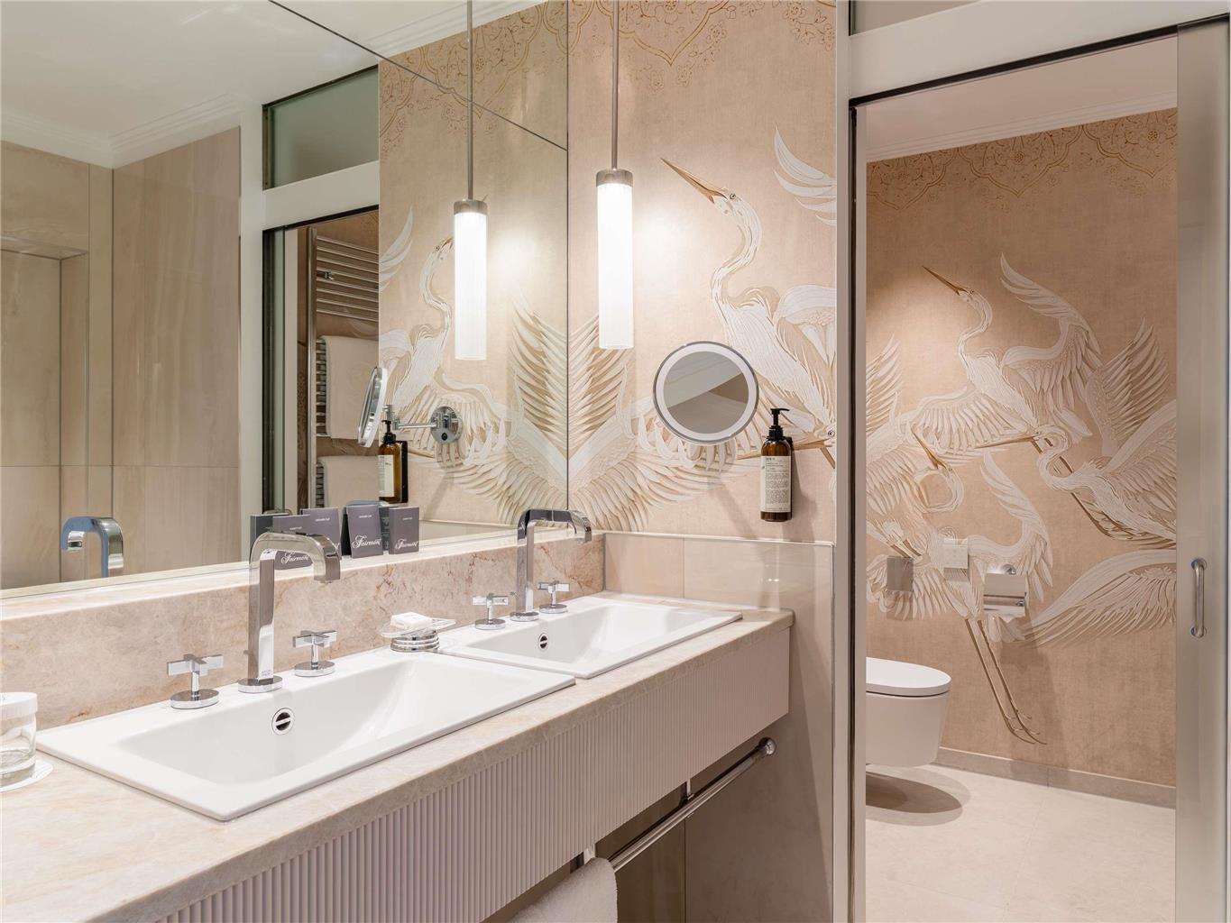 FAIRMONT LE MONTREUX PALACE - Photo 27