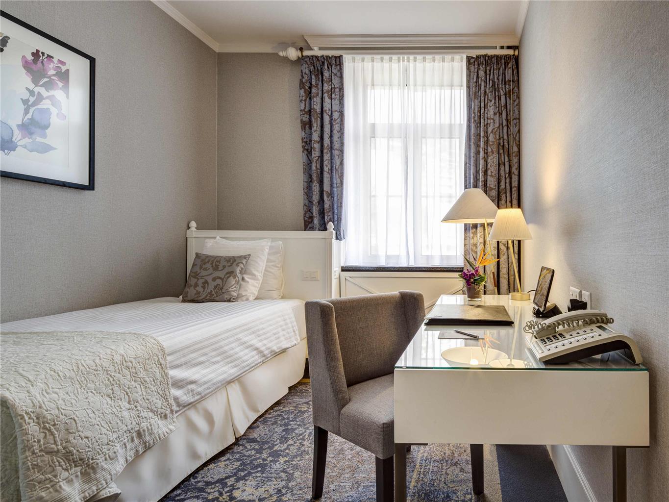 FAIRMONT LE MONTREUX PALACE - Photo 11