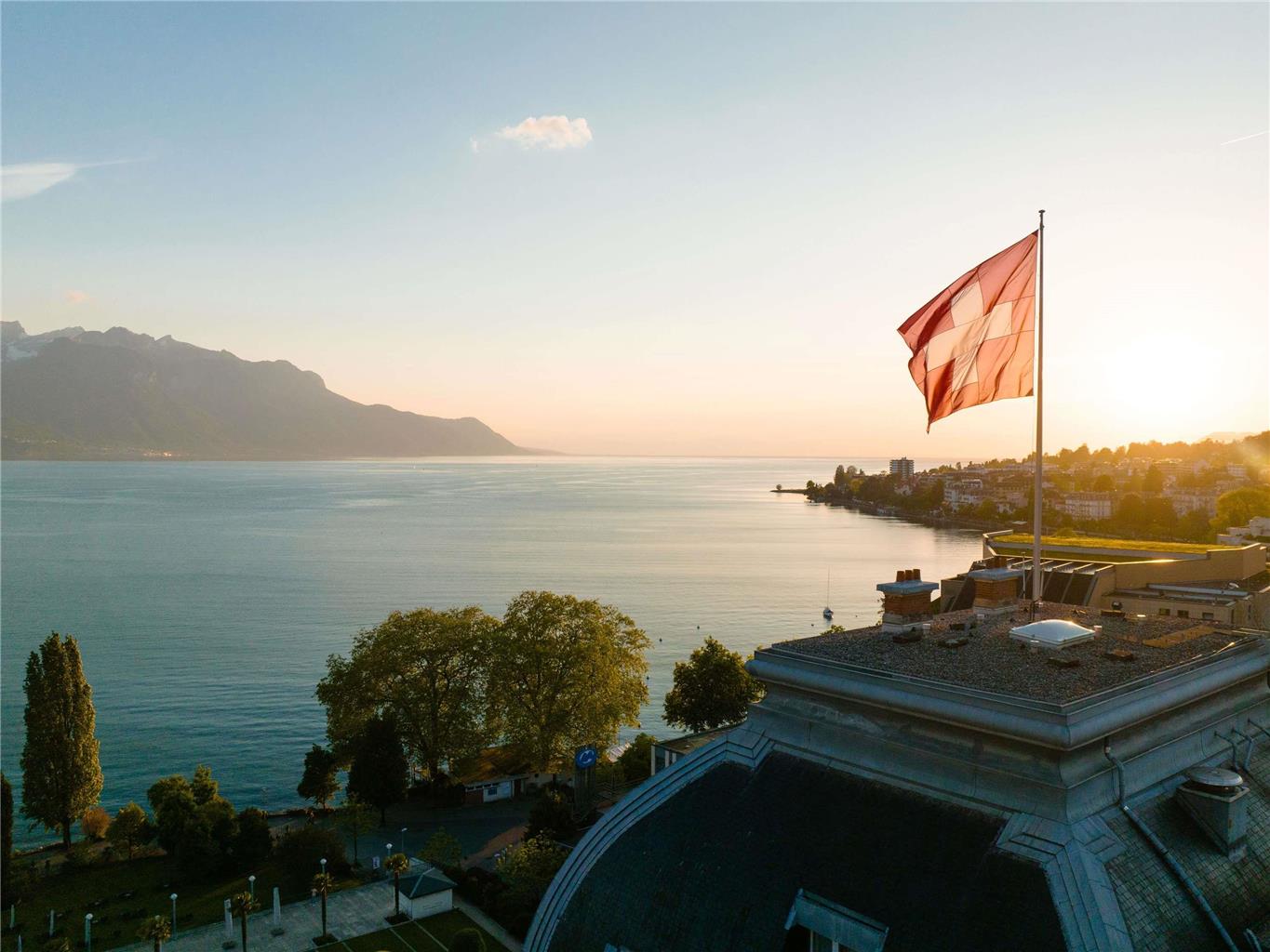 FAIRMONT LE MONTREUX PALACE - Photo 5