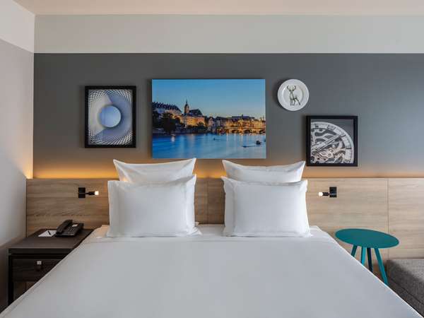 BASEL MARRIOTT HOTEL - Photo 28