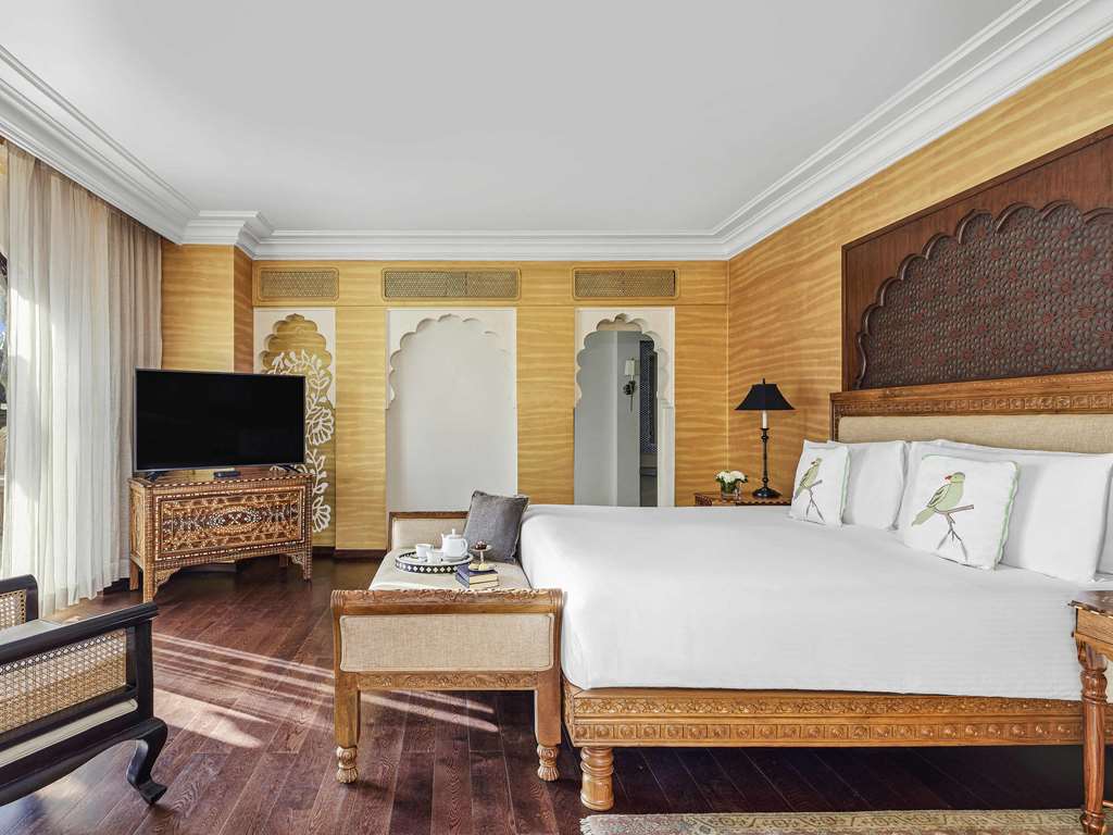 Guest photo