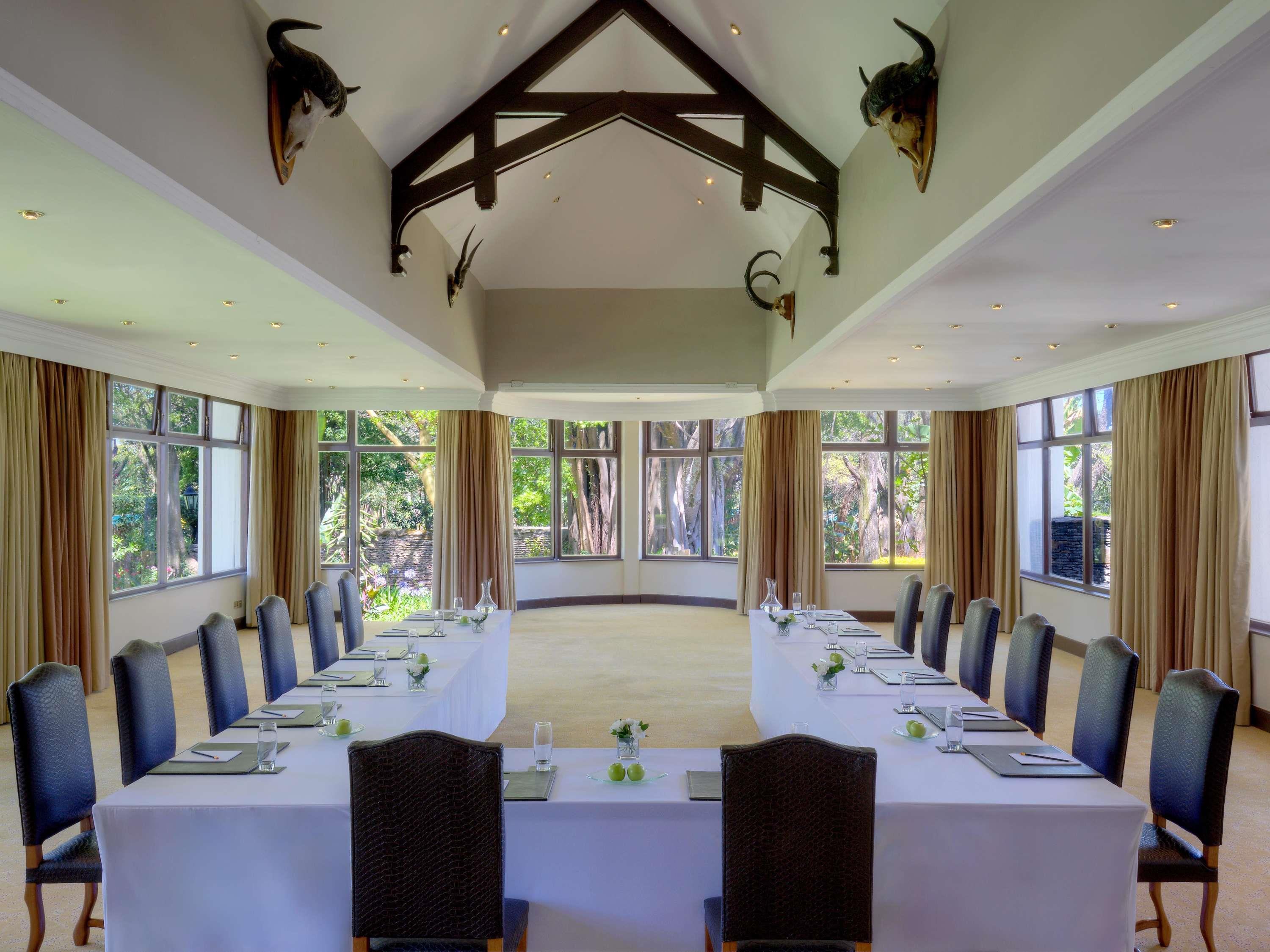Fairmont Mount Kenya Safari Club