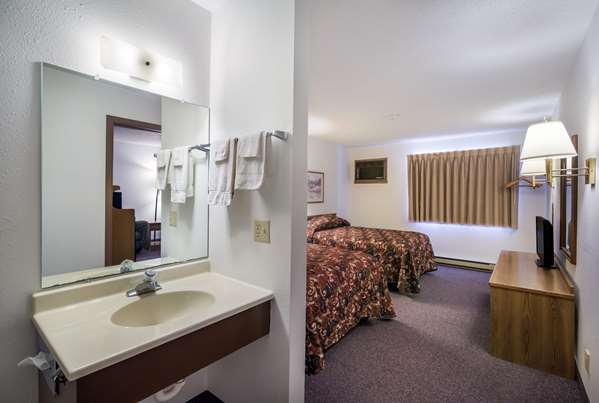 Suite - Rodeway Inn Wibaux