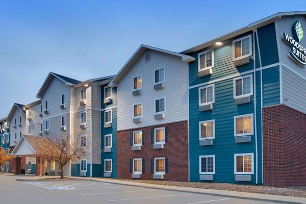 Exterior view - WoodSpring Suites Ankeny - I-35, Exit 89