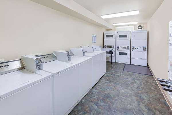 Amenities - WoodSpring Suites Ankeny - I-35, Exit 89