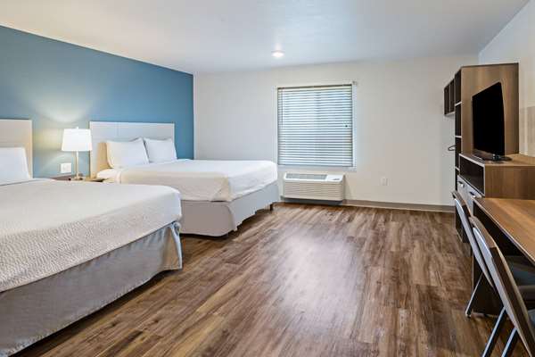  - WoodSpring Suites Davenport