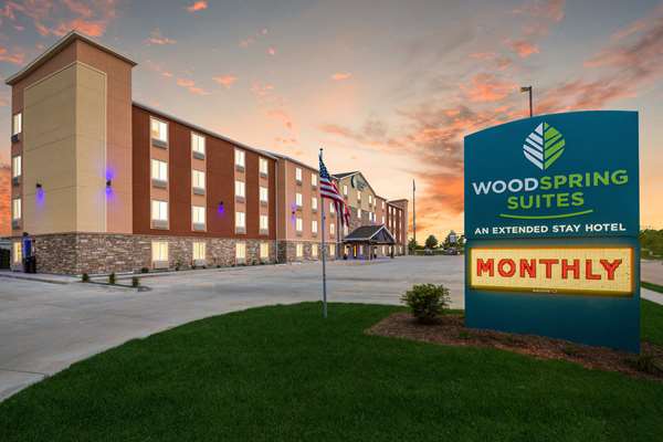 Exterior view - WoodSpring Suites Davenport
