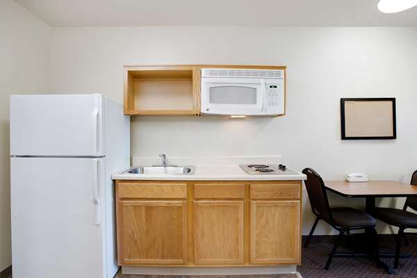  - WoodSpring Suites East Baton Rouge - I-12, Exit 4