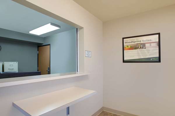 - WoodSpring Suites Airline Highway Baton Rouge