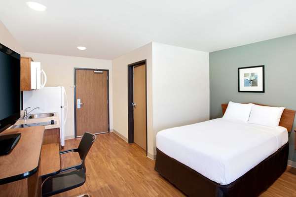  - WoodSpring Suites Lafayette