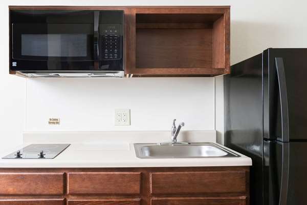  - WoodSpring Suites Lafayette
