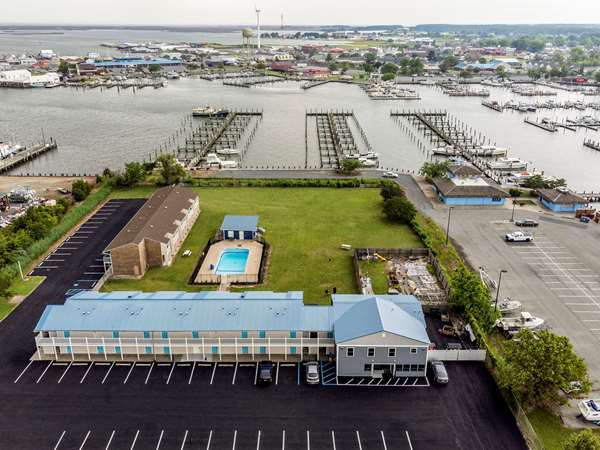 Exterior view - Rodeway Inn Crisfield