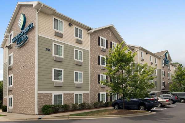 Exterior view - WoodSpring Suites Apex