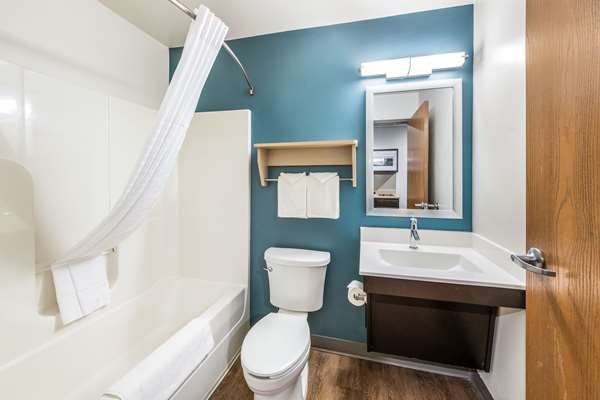  - WoodSpring Suites West Columbus - I-270, Exit 10