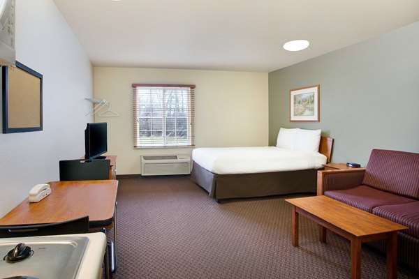  - WoodSpring Suites Fairfield