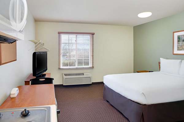  - WoodSpring Suites Fairfield