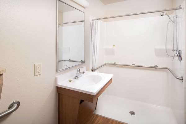  - WoodSpring Suites Fairfield