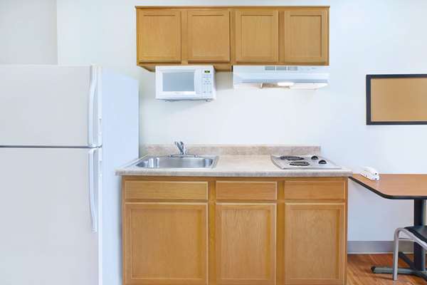  - WoodSpring Suites Groveport