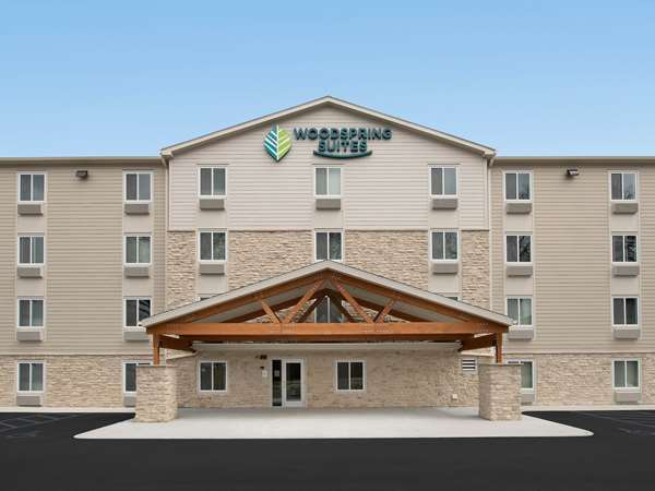 Exterior view - WoodSpring Suites Maumee - I-475, Exit 6