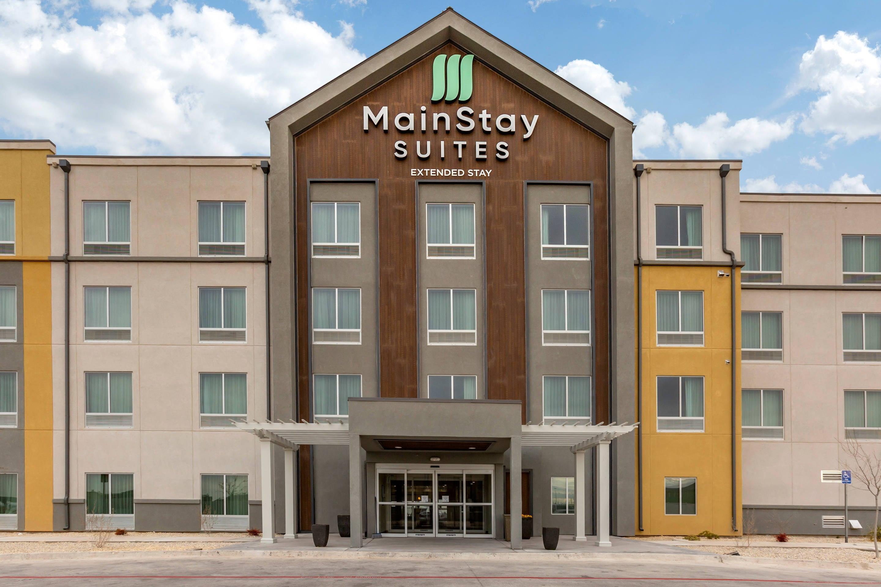 Hotel exterior | MainStay Suites