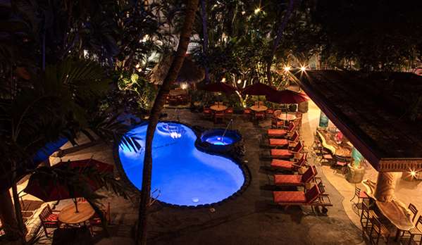 Pool - Bamboo Waikiki Hotel Honolulu