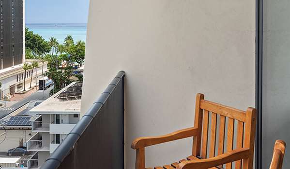  - Bamboo Waikiki Hotel Honolulu