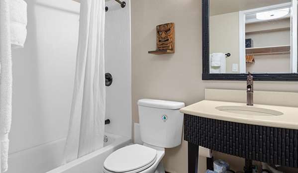 Suite - Bamboo Waikiki Hotel Honolulu