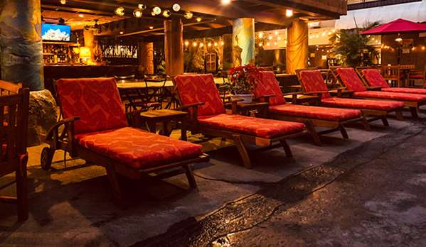 Bar - Bamboo Waikiki Hotel Honolulu