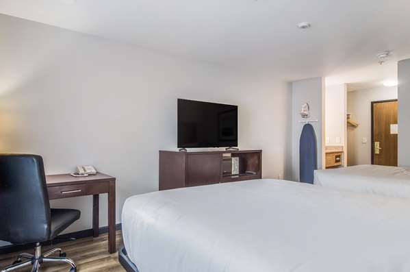  - Red Lion Inn & Suites Des Moines