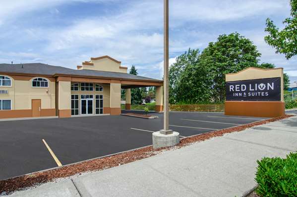 Exterior view - Red Lion Inn & Suites Des Moines