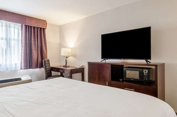  - Red Lion Inn & Suites Des Moines