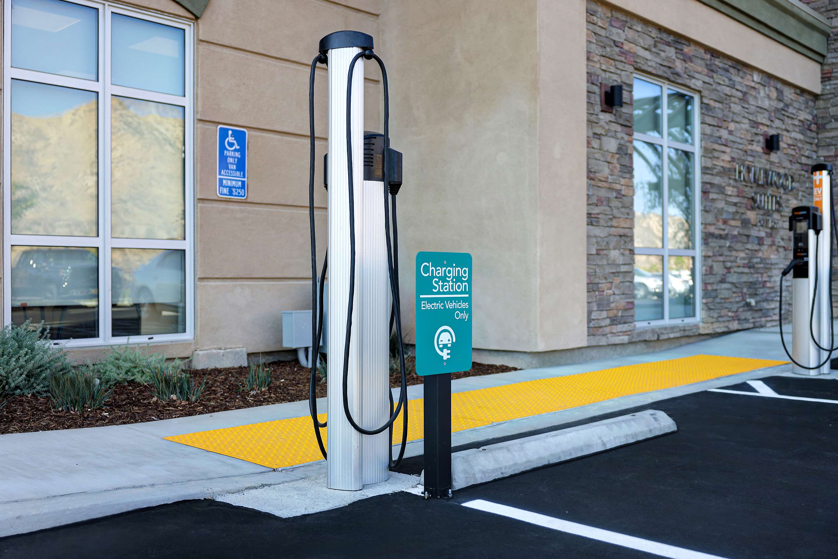 Exterior | Homewood Suites by Hilton Santa Clarita