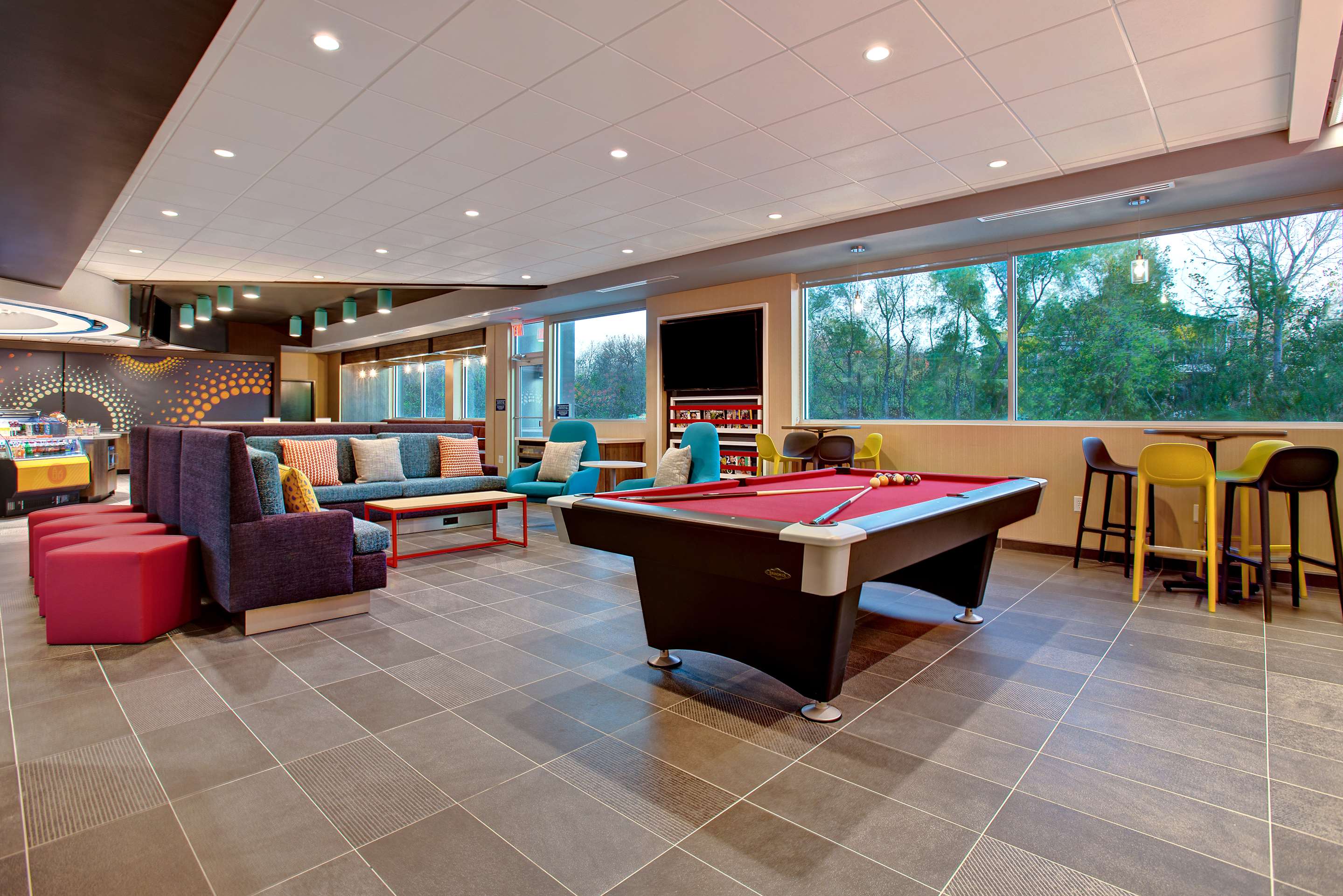 Lobby | Tru by Hilton Northlake Fort Worth, TX