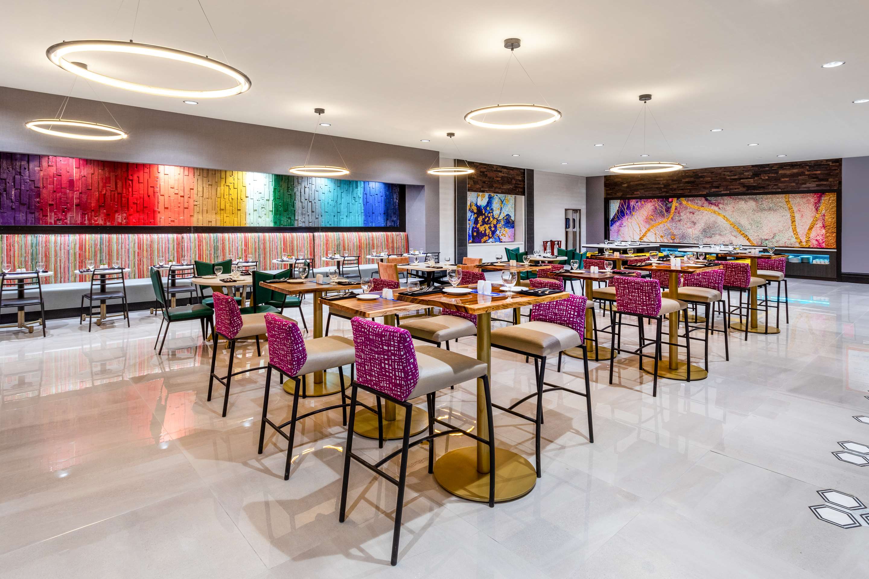 Restaurant | Hilton Garden Inn Hays