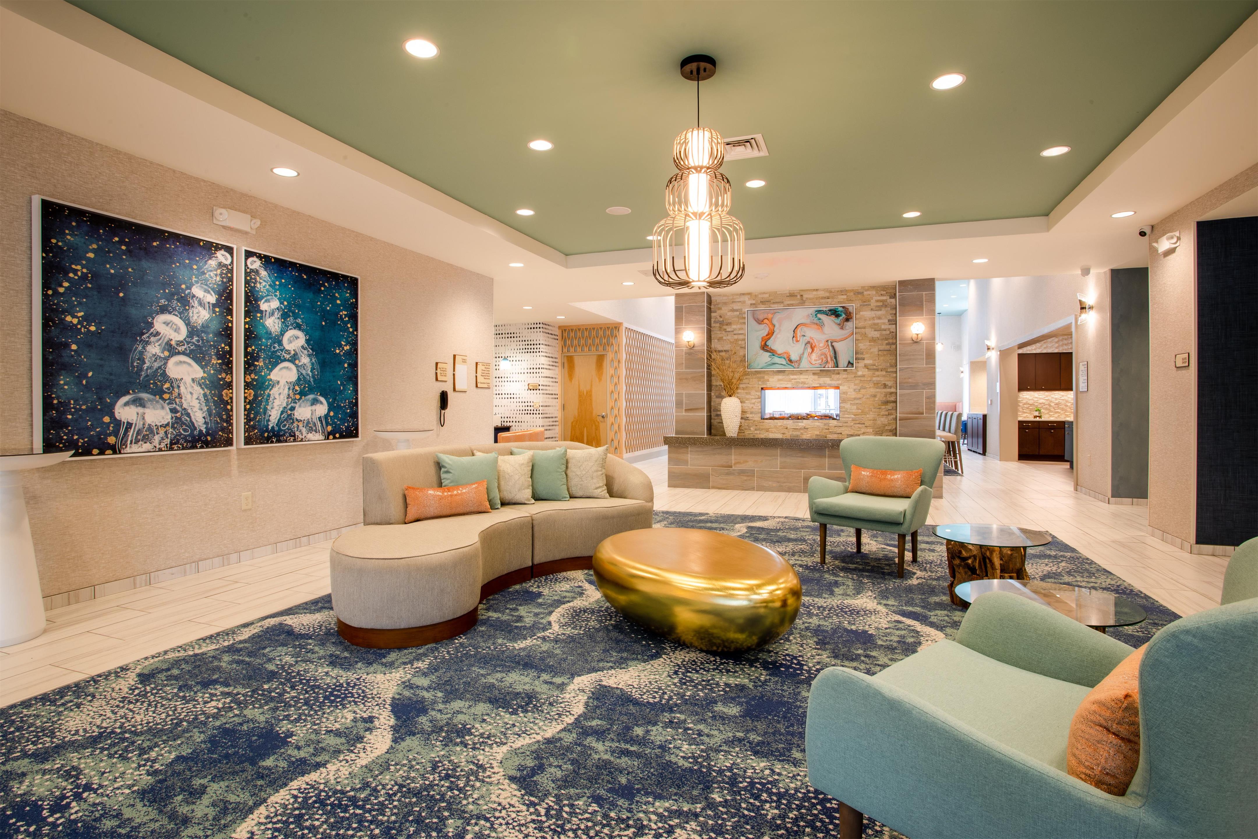 Lobby | Homewood Suites by Hilton Myrtle Beach Coastal Grand Mall