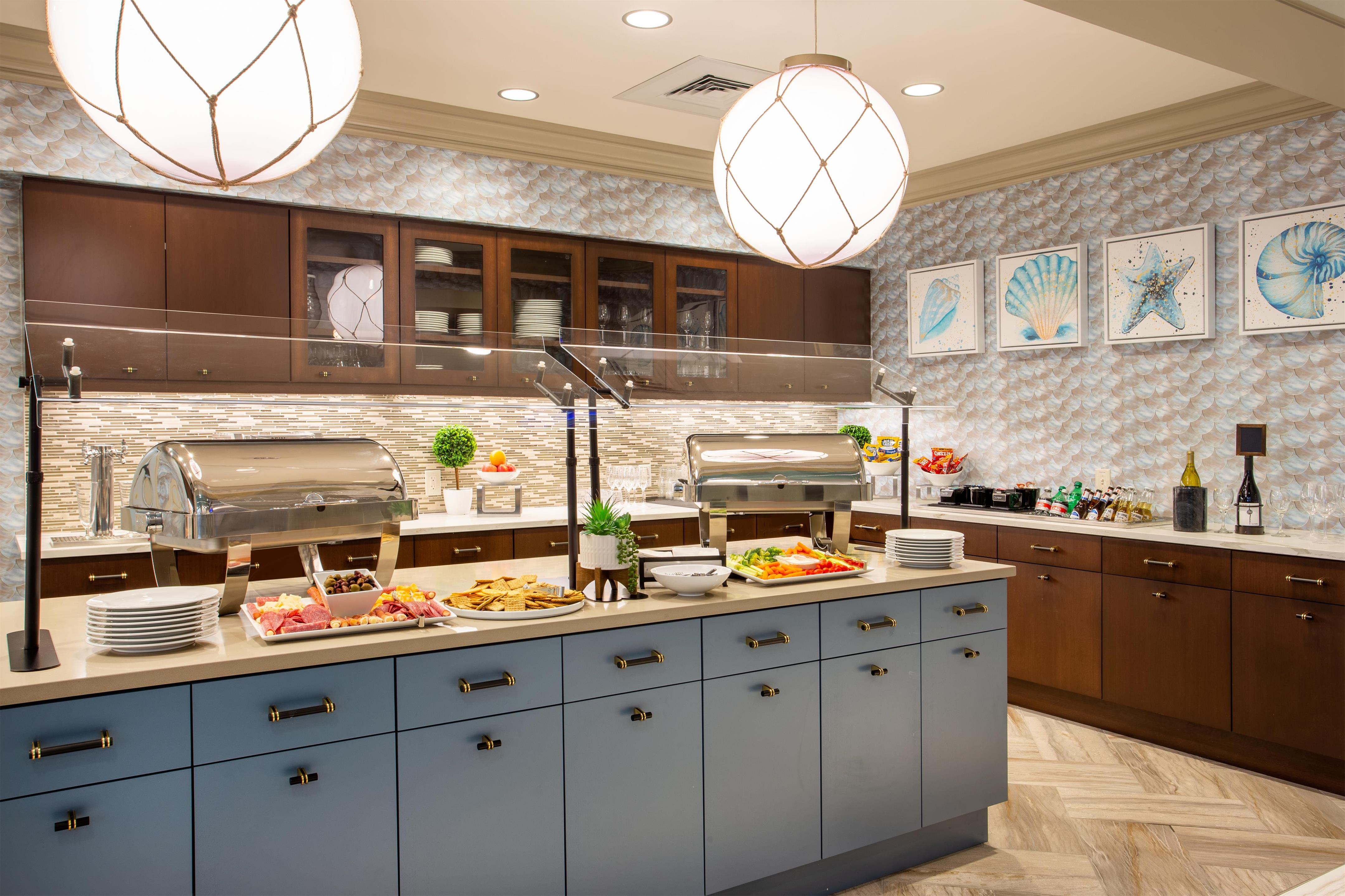 Breakfast Area | Homewood Suites by Hilton Myrtle Beach Coastal Grand Mall