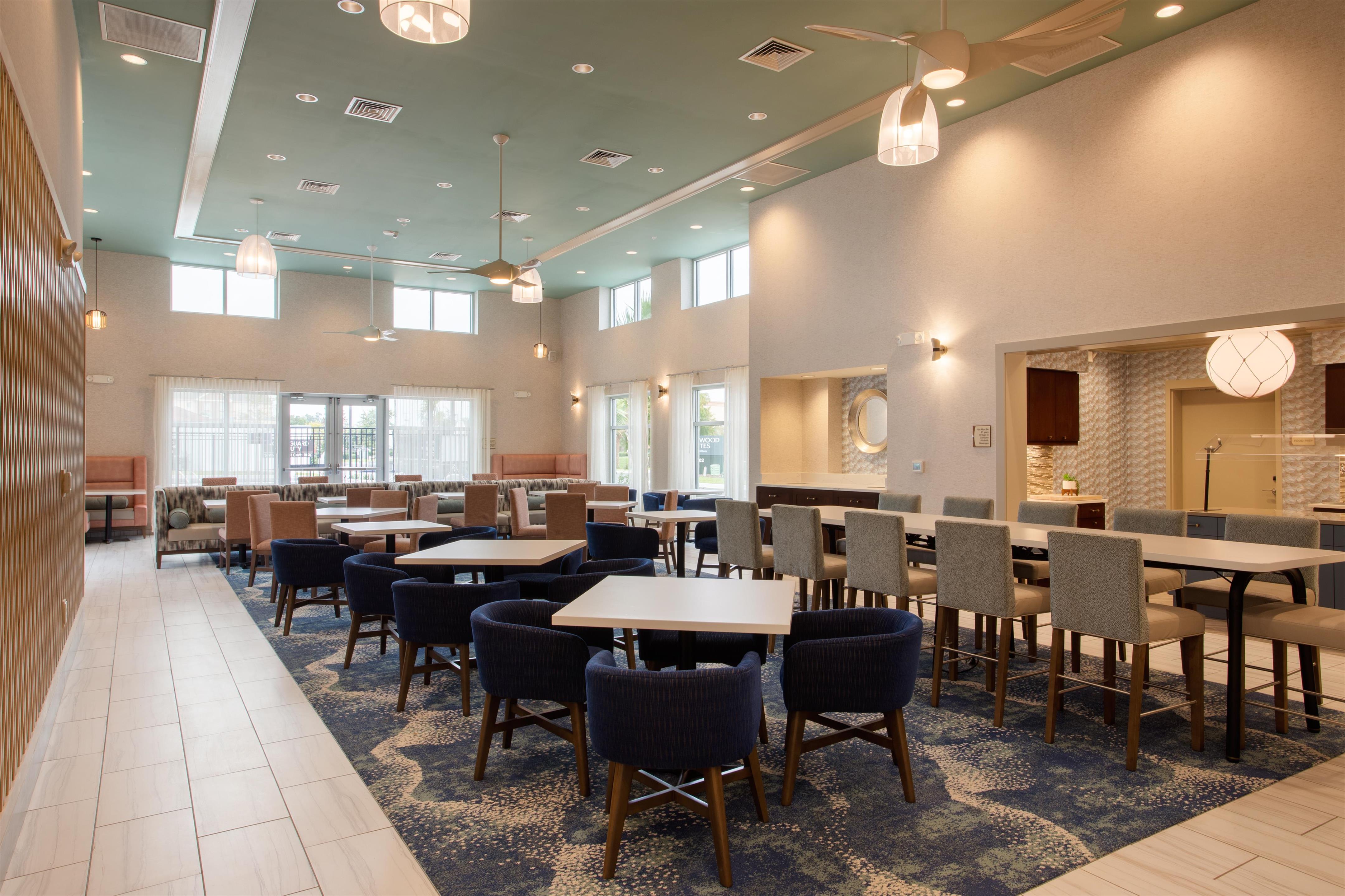 Breakfast Area | Homewood Suites by Hilton Myrtle Beach Coastal Grand Mall