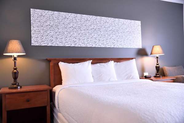  - Hotel L'Empress Rimouski