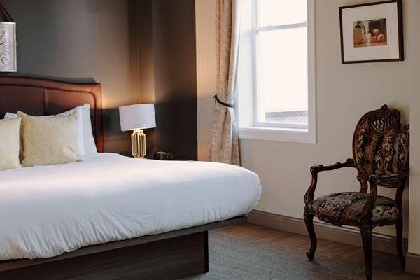  - Mercer Hotel Stratford